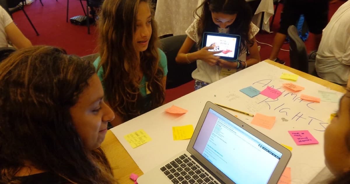 Social Entrepreneurship Student Workshop, featured image for GEO basics for education and institutions in Paraguay