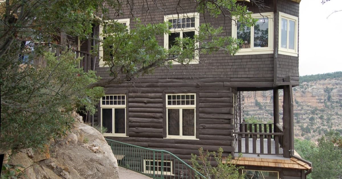Grand Canyon National Park: Kolb Studio (2006 photo) 0214, featured image for How to write citeable passages for real estate and construction